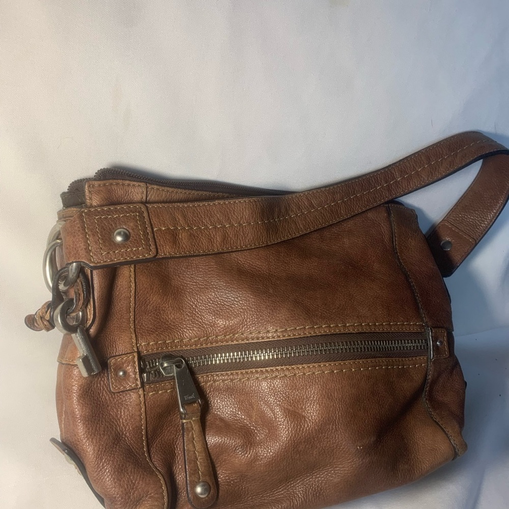 Vintage-Style Leather Woman’s Fossile Satchel | Brown | Chic & Effortless